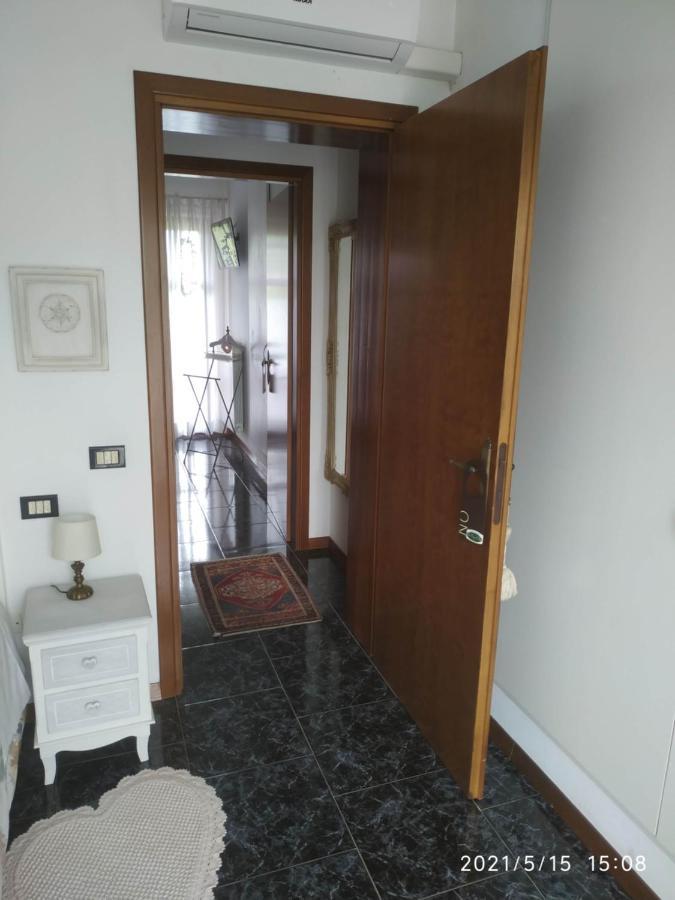 B&B La Casa Di Elsa Марина-ді-Масса Екстер'єр фото