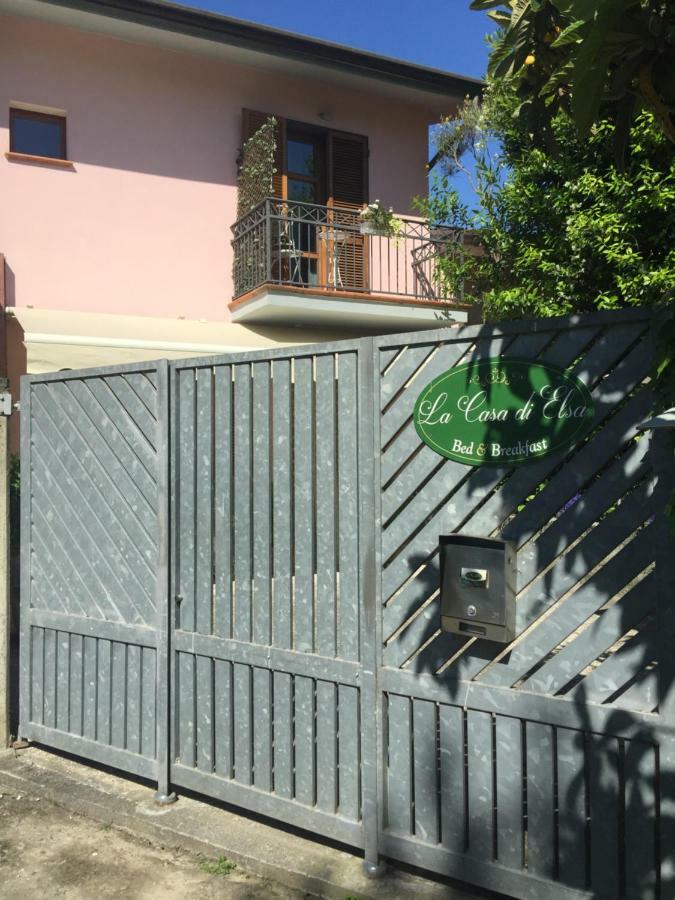 B&B La Casa Di Elsa Марина-ді-Масса Екстер'єр фото